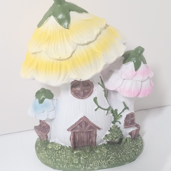 Mini Gnome Village - Picture 8 of 12